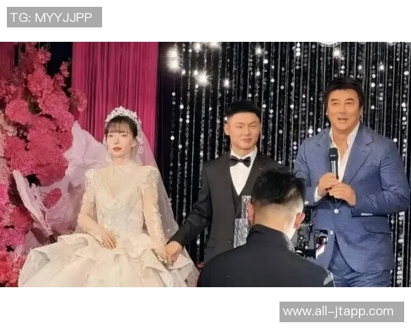 李明祝贺方昊喜结良缘并回忆夺得足协杯的双重喜悦