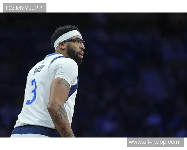 欧文与浓眉在独行侠同场时间仅25分钟令人意外的统计数据分析