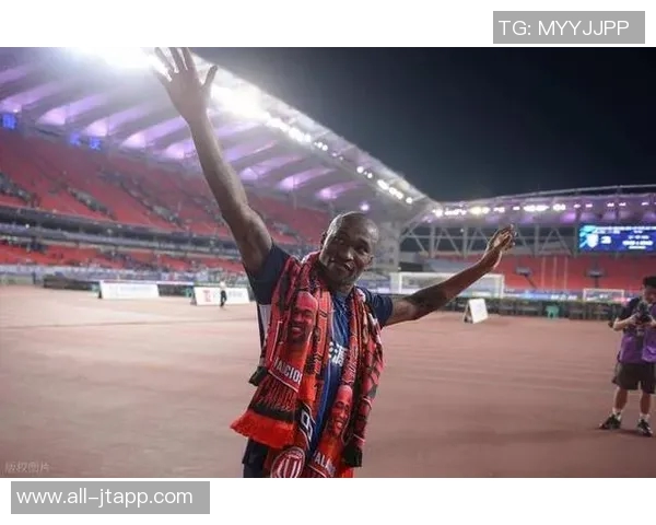 武汉三镇宣布外援帕拉西奥斯与达兰合同到期正式离队消息