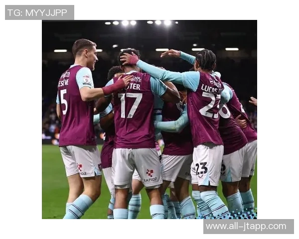 英超20队最新估值揭晓曼联领跑BIG6差距明显伯恩利最低仅2亿镑