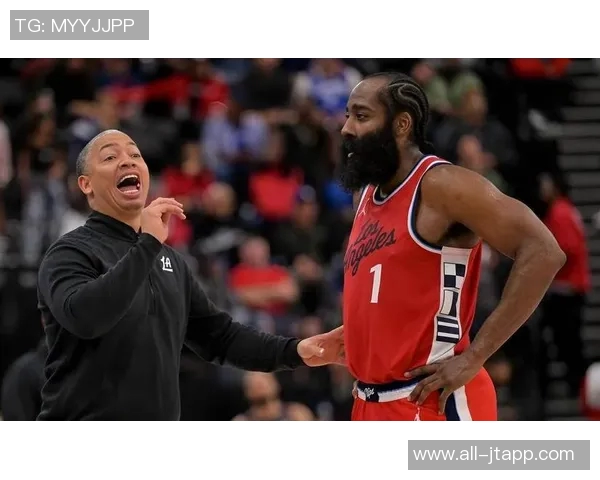 卢谈哈登压力过大小卡缺阵期间他肩负重任需加强保护措施